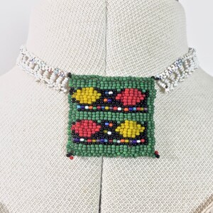 Carta de amor Zulu - Colar tribal - Vintage original - Joias tribais - Colar de contas verdes - Contas de vidro