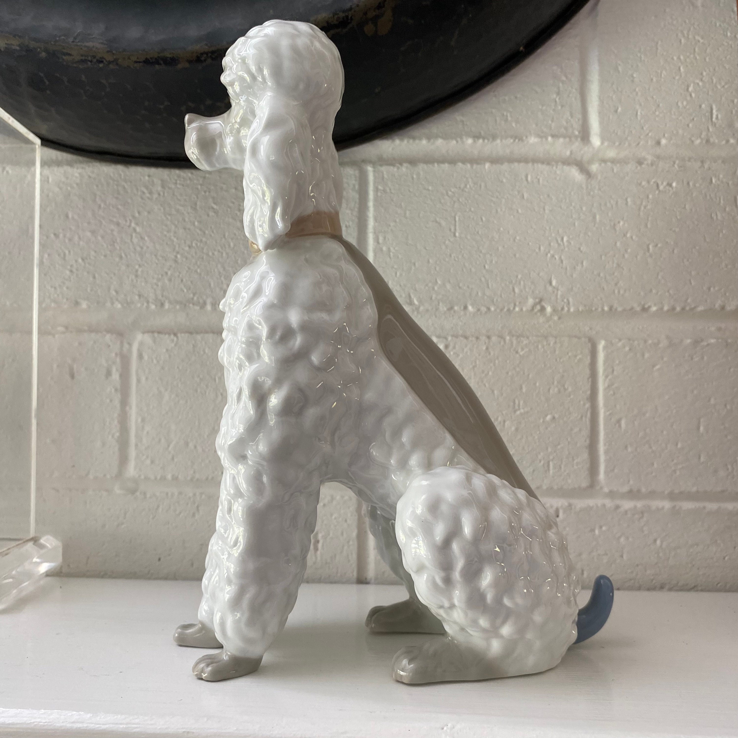 325.13 Very Rare Lladro Figurine - 1960s Porcelain Lladro Poodle