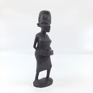 Sculpture africaine faite à la main - Sculpture en bois d'ébène - Figure de femme debout - Sculpture de femme - Art premier - Sculpture de femme africaine