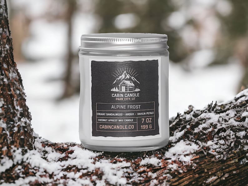 Cabin Candle Candle - Thumbnail 4