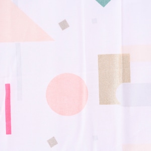 Rico Design Baumwollstoff Grafisches Muster weiß gold bunt 50x140cm