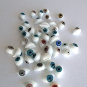 Glasaugenkugeln, Mandelaugen, antikes Auge, antikes Auge, antikes Auge, antikes Glasanatomie, echtes antikes Glas