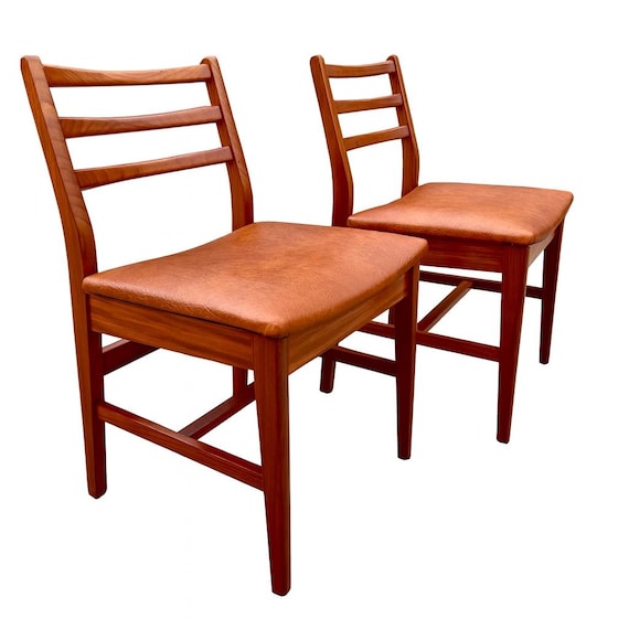 Pair of Danish Teak Ladder-Back Dining Chairs – c.1970s