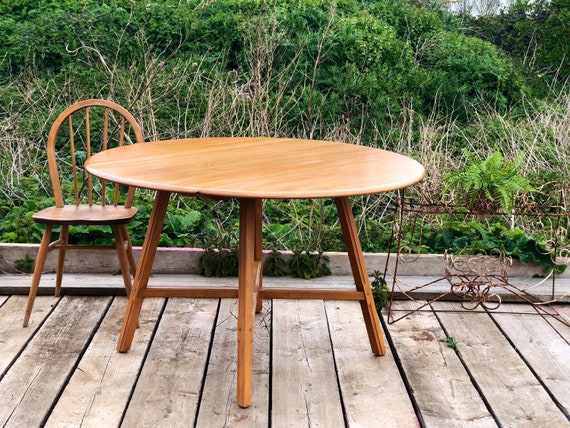 Ercol’s Almost Round Drop Leaf Table Model 377