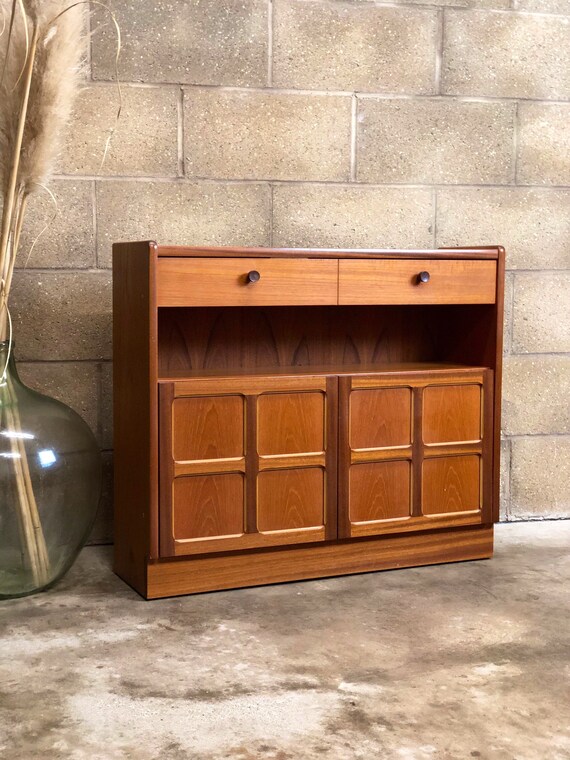 Parker Knoll Nathan TV Bookshelf Storage TV Cabinet