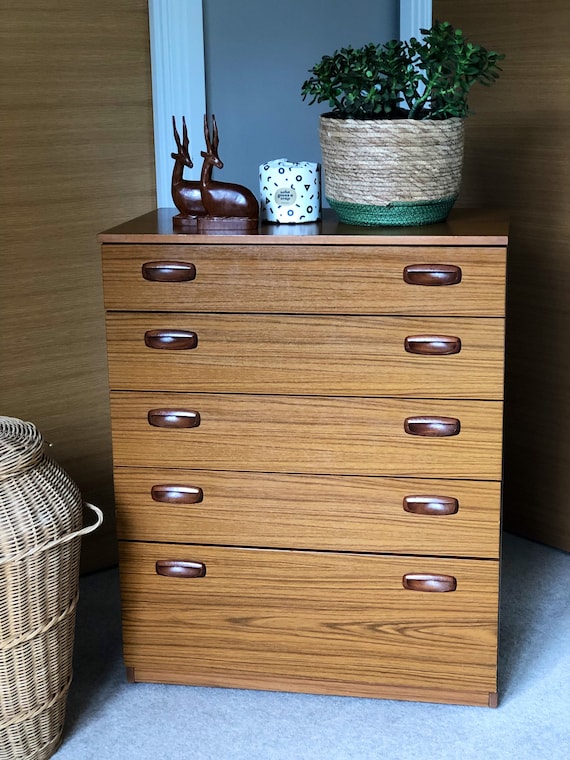 70s Schreiber Chest of 5 Drawers on Wheels!