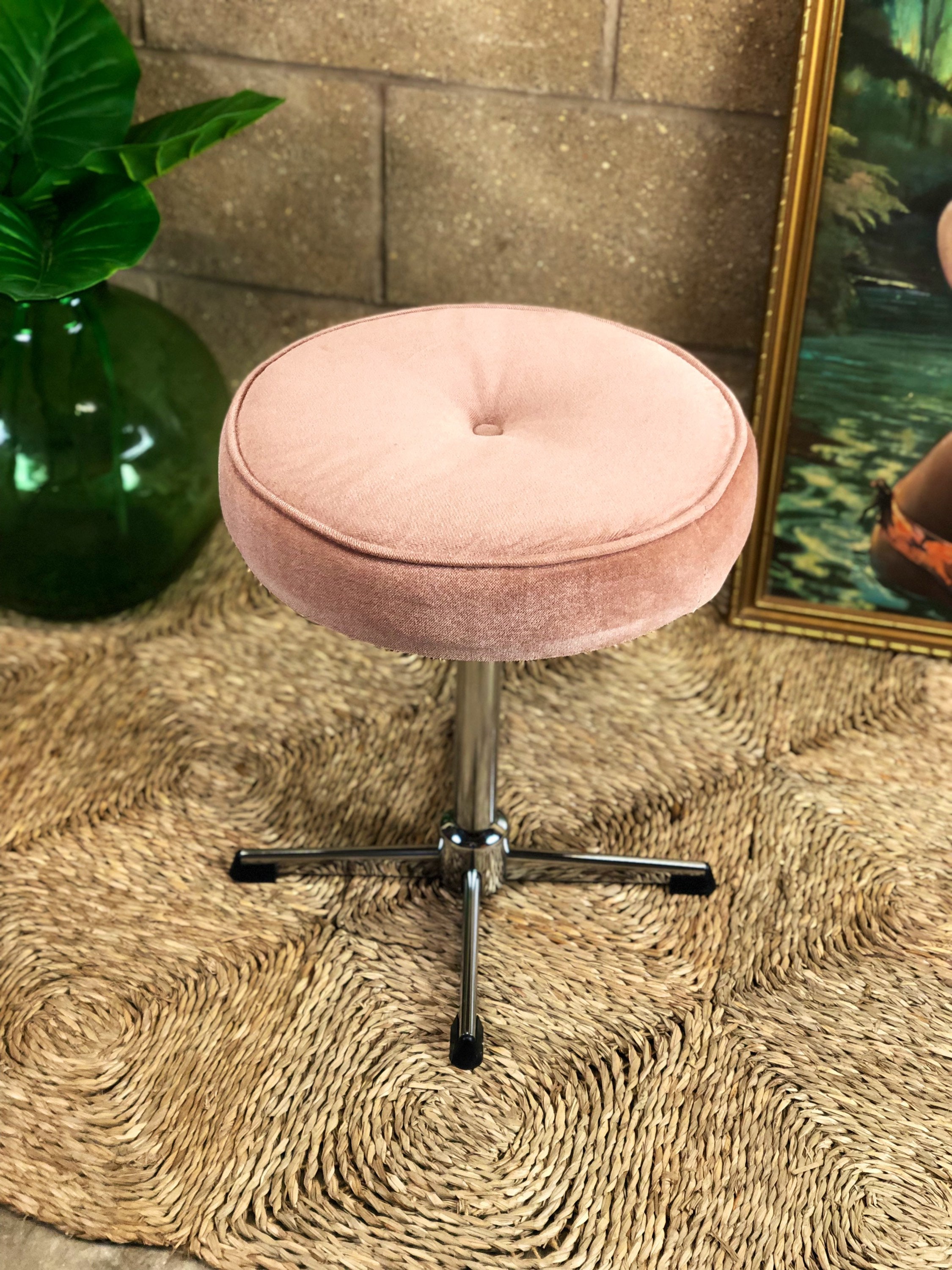 Adjustable dressing 2024 table stool