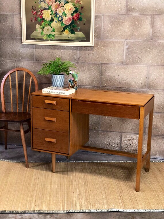 Mid Century STAG Concord Blond Oak Dressing Table Desk With Mirror and Drawers