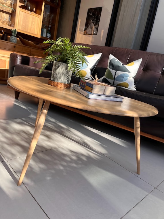 Large Vintage Ercol Pebble Coffee Table – Mid-Century Modern Design
