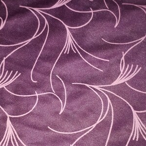 Lila und rosa Vintage Muster Stoff, elegante Stretch Jersey Polyester Spandex Stoff Bulk-Lager
