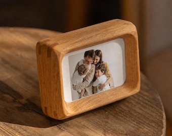 Marco de fotos de madera maciza de nogal y teca, con esquinas redondeadas, ideal para fotos familiares y de boda, de escritorio o pared, de 2x3 a 8x10 pulgadas.
