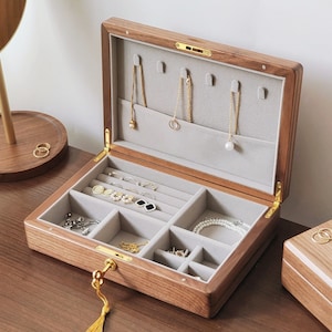 Hansimon Schmuckschatulle aus massivem Holz, große Schmuckschatulle mit Schloss, Aufbewahrungsorganisator für Armbänder, Halsketten, Ringe, Ohrringe, Uhren, individuelle Gravurbox