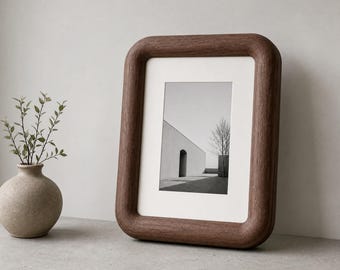 Marco Nube – Marco de fotos redondeado de madera maciza, marco de fotos de nogal o teca con paspartú, decoración moderna y orgánica para el hogar