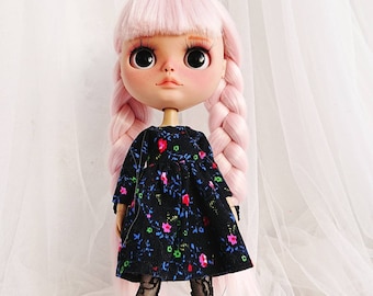 Sukienka Blythe, sztruks, czarne kwiaty,