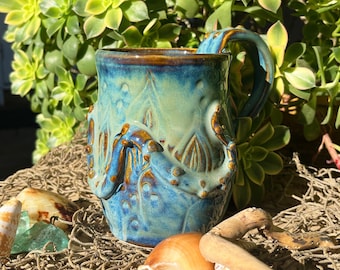 Octopus Mugs Pottery // Octopus Mugs, Octopus Gifts, Coffee Mugs, Ocean Gifts, Octopus Pottery, Pottery Mugs, Blue Mugs, Ocean Lovers