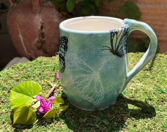 Butterfly Monarch Mugs Pottery // Butterfly Mugs, Monarch Gifts, Coffee Mugs, Monarch Mugs, Monarch Pottery, Pottery Mugs, Butterfly Gifts