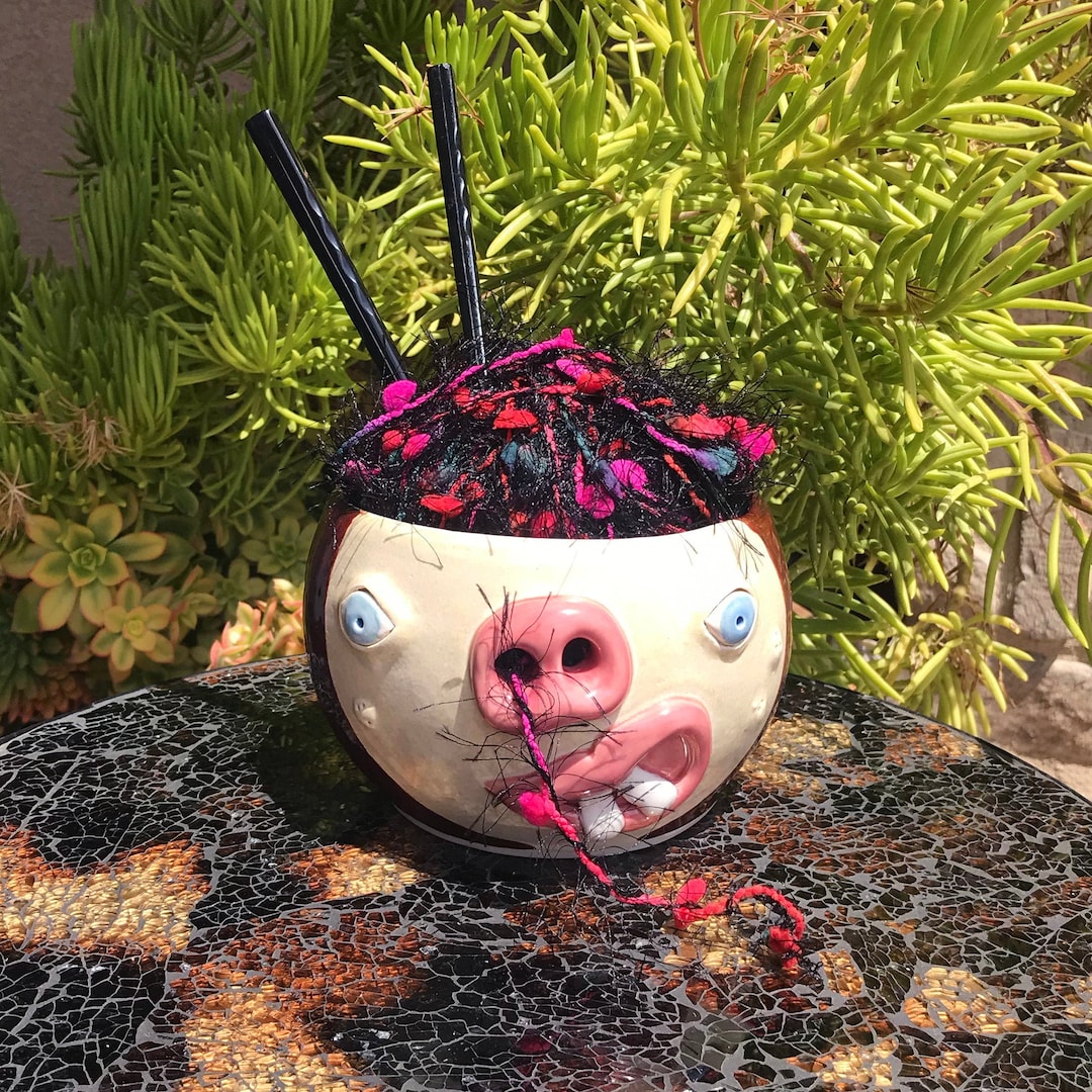 Red Yarn Bowl Face Pottery // Yarn Bowl Ceramic, Yarn Bowl Face, Yarn