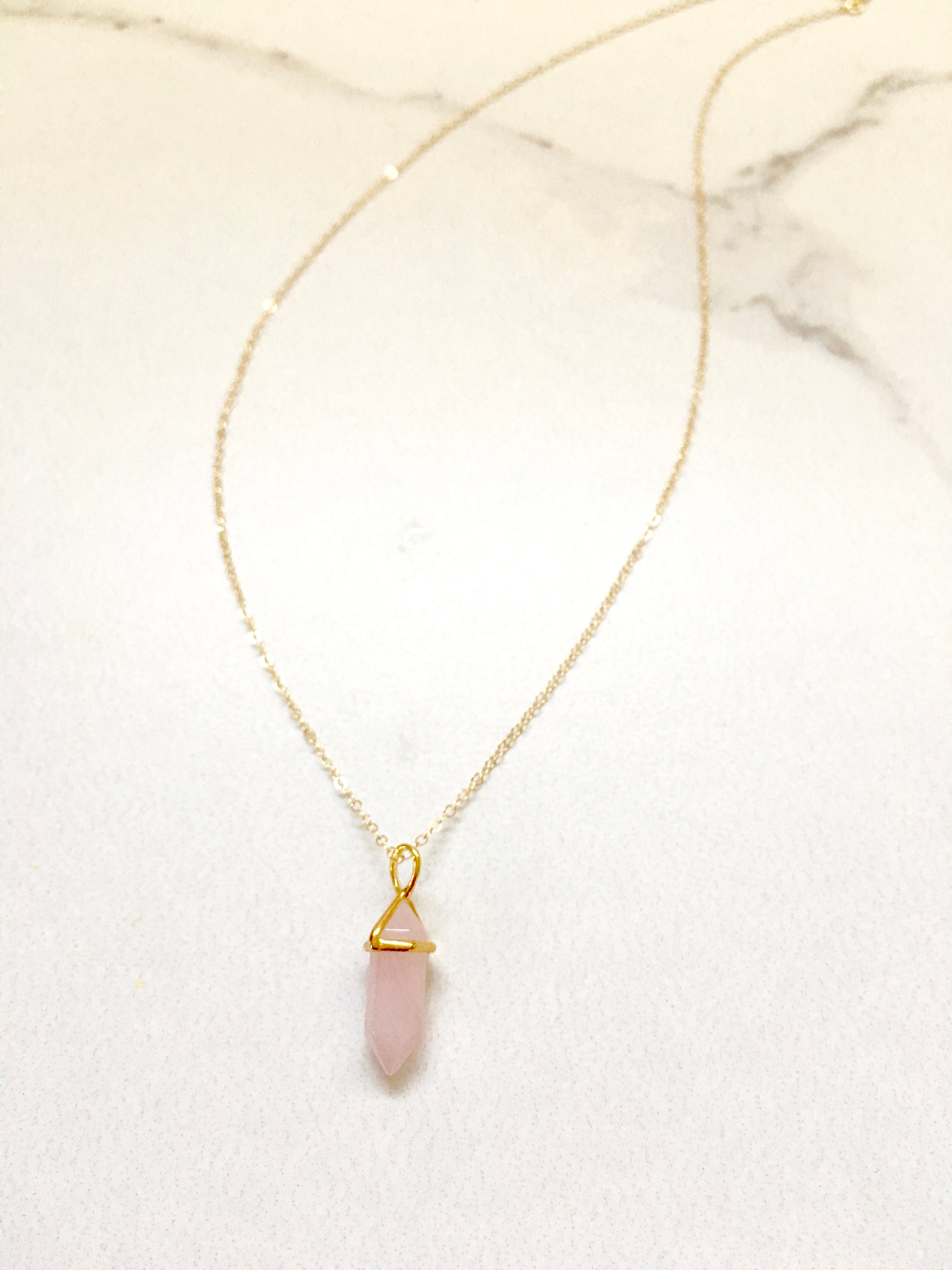 CHLOE★素敵！leather and rose quartz necklace il_1080xN.4057184928_egq5.jpg