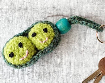 Two Peas in a Pod key-ring with lobster claw clip