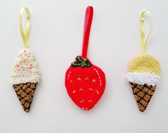 Strawberry & Ice Cream Door Hanger decorations