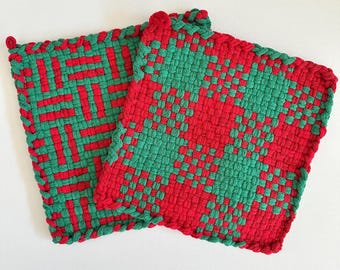 Red and Green for Christmas -  XL Woven 100% Cotton Loop Potholder, 1 Set.  Eco-Friendly.