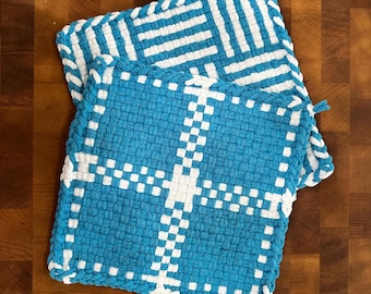 Tourquise and White  -  XL Woven 100% Cotton Loop Potholder, 1 Set.  Eco-friendly.