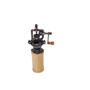 Wooden spice mill oak pepper mill salt mill pepper spice mill handmade Made in Austria gift idea antique