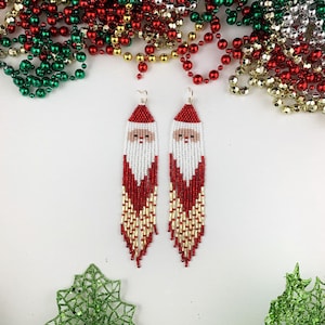 Beaded Santa Earrings: Seed Bead Christmas Fringe Earrings