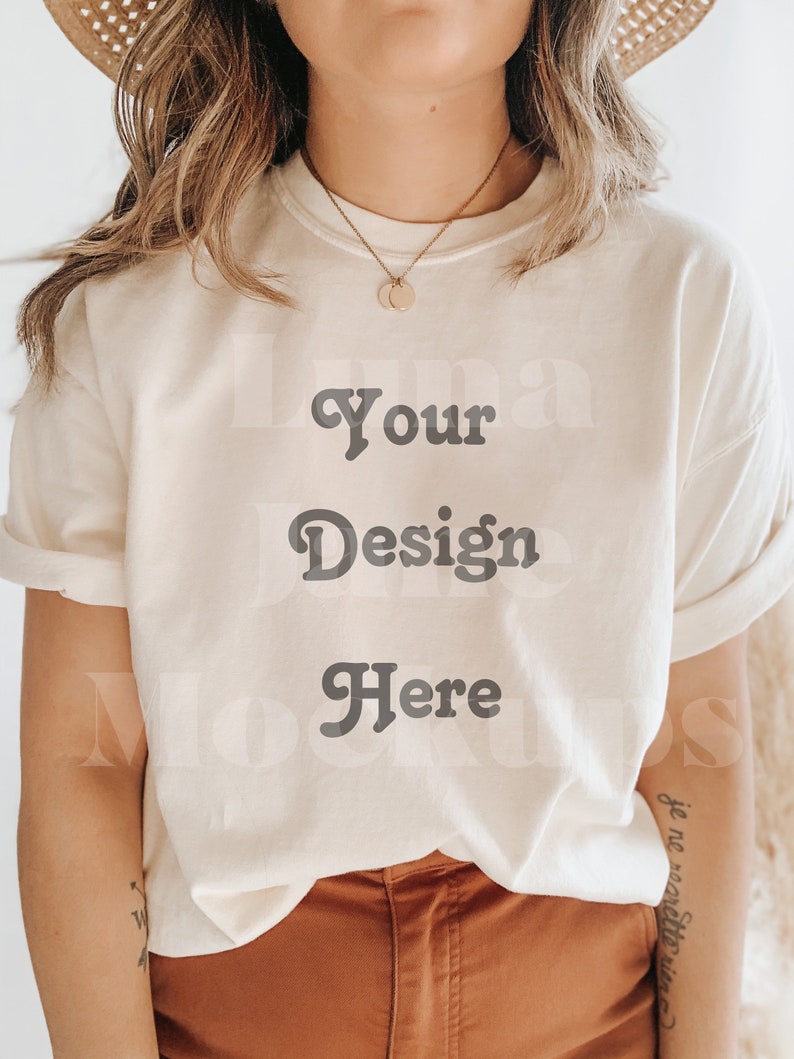 Download Comfort Colors C1717 Ivory Shirt Mockup Model Mockup Ivory ...