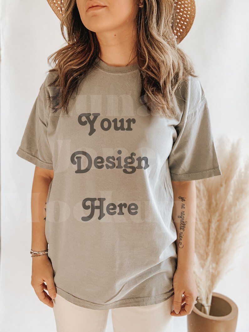 Download Comfort Colors C1717 Grey Shirt Mockup Model Mockup | Etsy