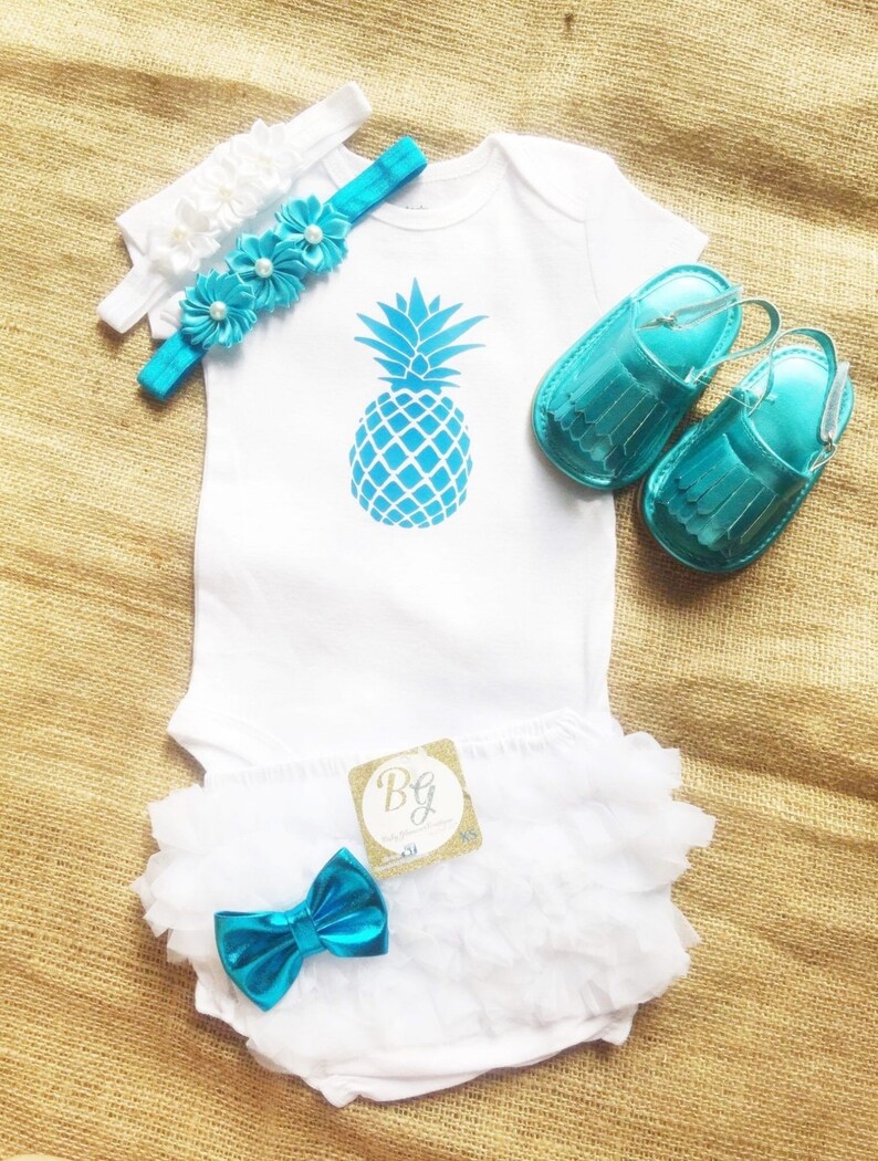 Pineapple White Outfit,Summer Ready Outfit,Pineapple,White Bloomer,Cotton bloomer,Baby Girl Outfit,Newborn outfit,Baby Set Clearance Sale