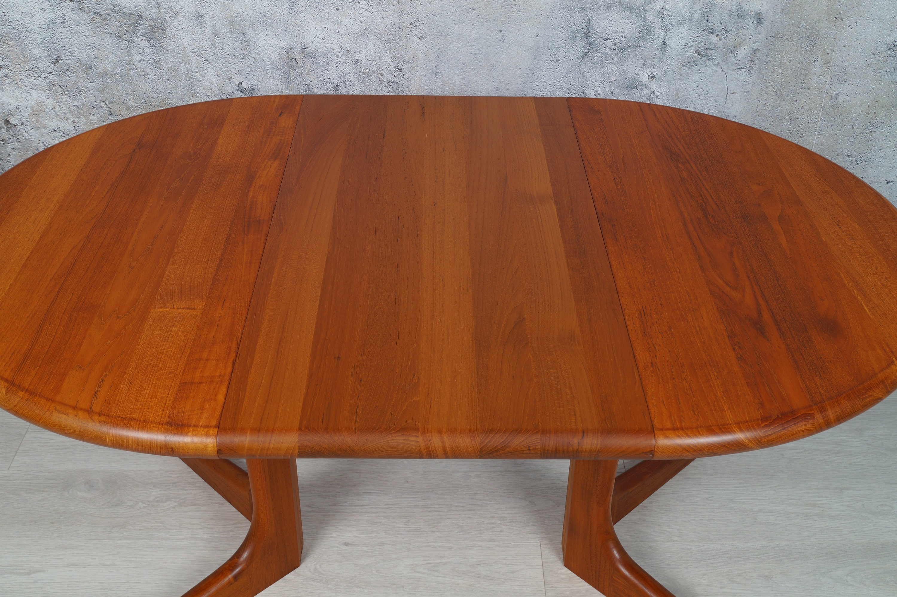 Round Teak Dining Table