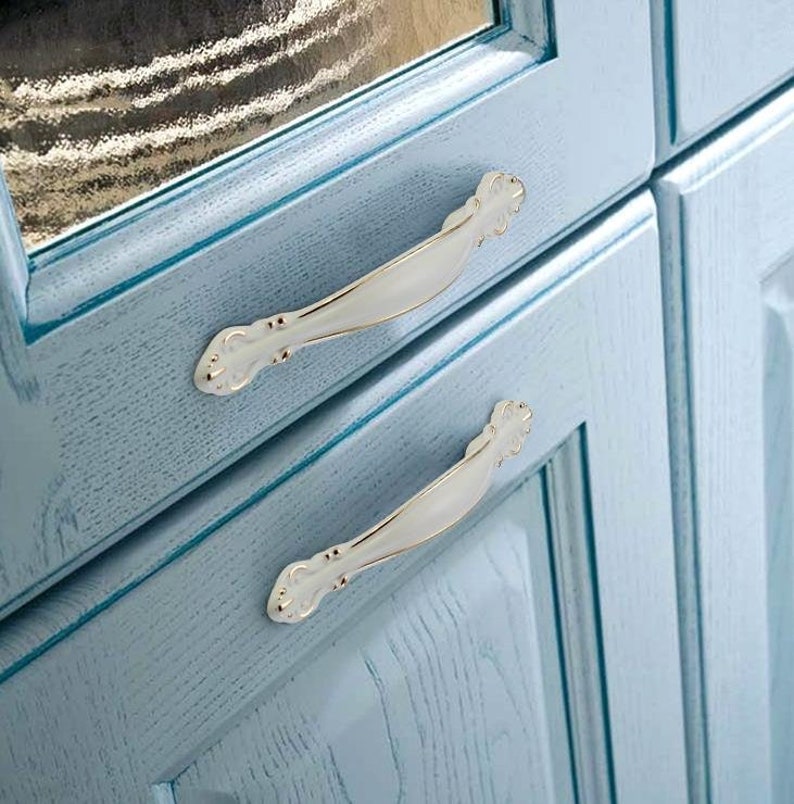 White Gold Knob Kitchen Pulls Handles Drawer Knob Pull Etsy New Zealand