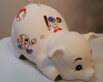 Piggy bank/personalized piggy bank/custom piggy bank/girls piggy bank/ceramic piggy bank/baby gift/baby shower gift/birthday gift