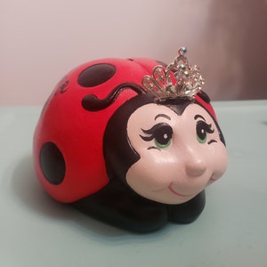Personalized girls bank/lady bug bank/piggy bank/baby bank/Baby gift/Baby shower gift