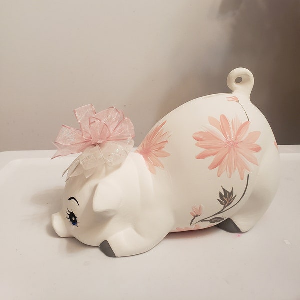 Piggy bank/personalized piggy bank/custom piggy bank/girls piggy bank/ceramic piggy bank/baby gift/baby shower gift/birthday gift