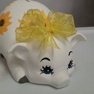 Piggy bank/personalized piggy bank/custom piggy bank/girls piggy bank/ceramic piggy bank/baby gift/baby shower gift/birthday gift