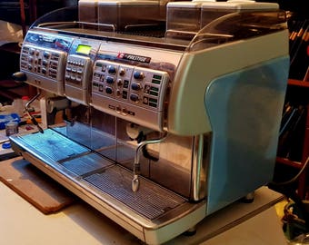 FAEMA X3 PRESTIGE II - Máquina de espresso súper automática