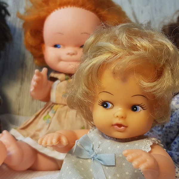 1960's-1980's, Vintage Dolls, A Lot Of Five