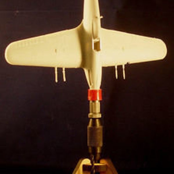 Model Aircraft Painting Stand - Small