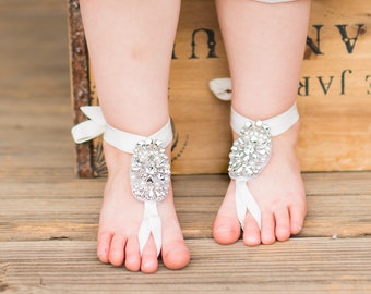 Baby Boho Barefoot Sandals, Beach Wedding Flower Girl Crystal Barefoot Sandals, Christening Baptism Shoes, Children Foot Jewelry, Foot Thong