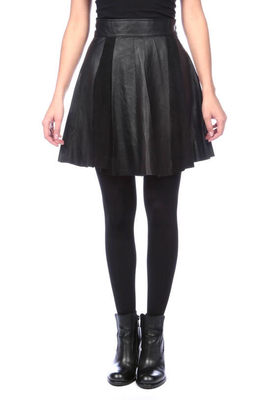 Leather skirt size 14 top