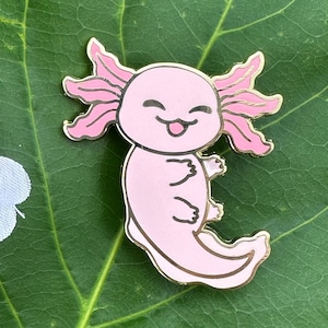 Happy Axolotl Enamel Pin Gold & Pink Kawaii Pet Cute Amphibian Ita Bag Deco