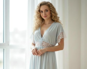 Brand New Light Blue Vintage Nightgown for Women – Short Sleeve V-Neck Night Dress, Size Large Loungewear
