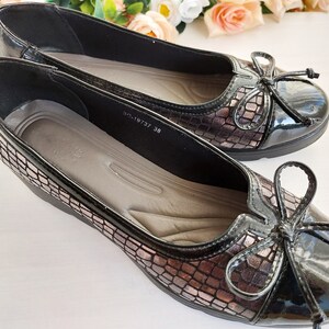 Elevate your footwear collection with these timeless Black Womens Loafer Flats, crafted for both style and comfort.