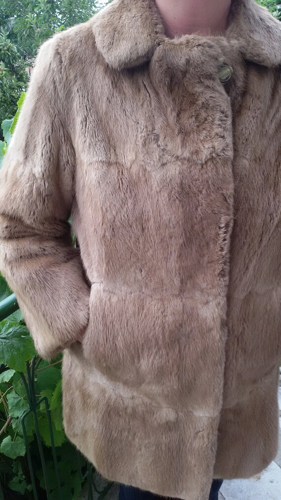 Short Women Blonde Muskrat Fur Coat Light Brown Vintage Canada Short Women Blonde Muskrat Fur Coat, New Muskrat Fur Coat Vintage