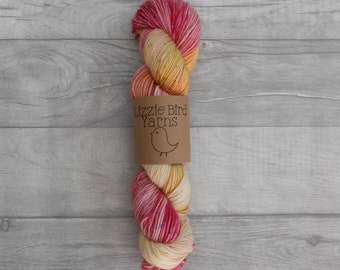 Candy Cane - 100g Hand Dyed Yarn Crochet Knit Vermillion Gold Olive Speckles Drifts Skein Merino Wool Nylon Indie DK Sock SuperWash