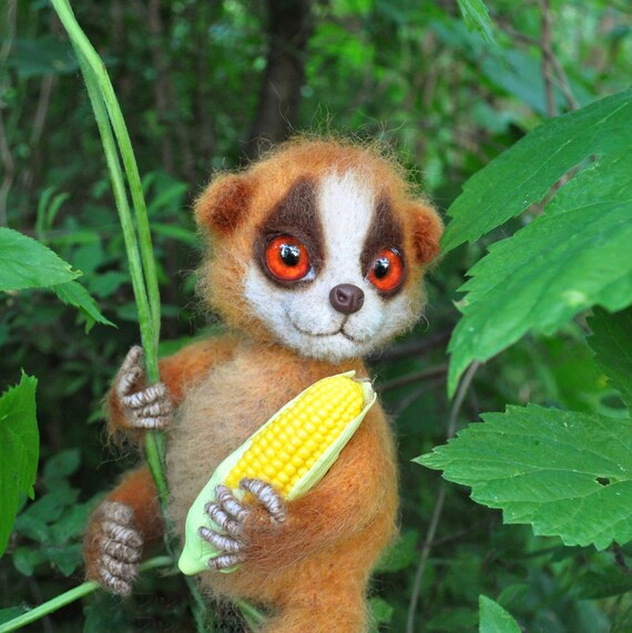 little lemurs toy