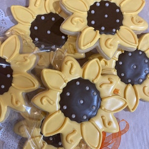 Sunflower Cookies, Homemade Fall Cookies, Fresh Baked & Decorated Cookies, Yellow Sunflower Cookies
