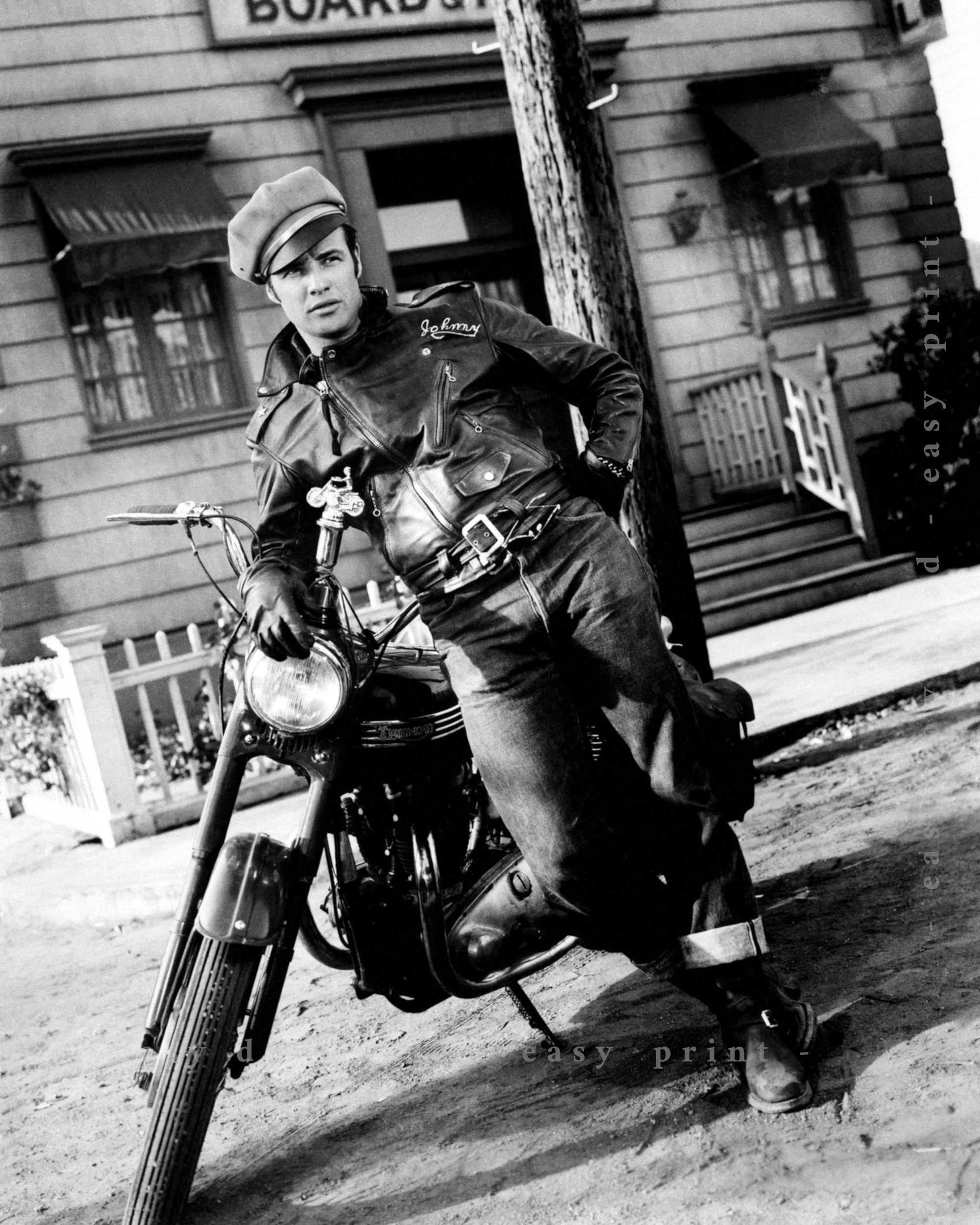 ビンテージマーロンブランドポスター マーロン・ブランドのバイクの写真：ヴィンテージ印刷可能ポスター